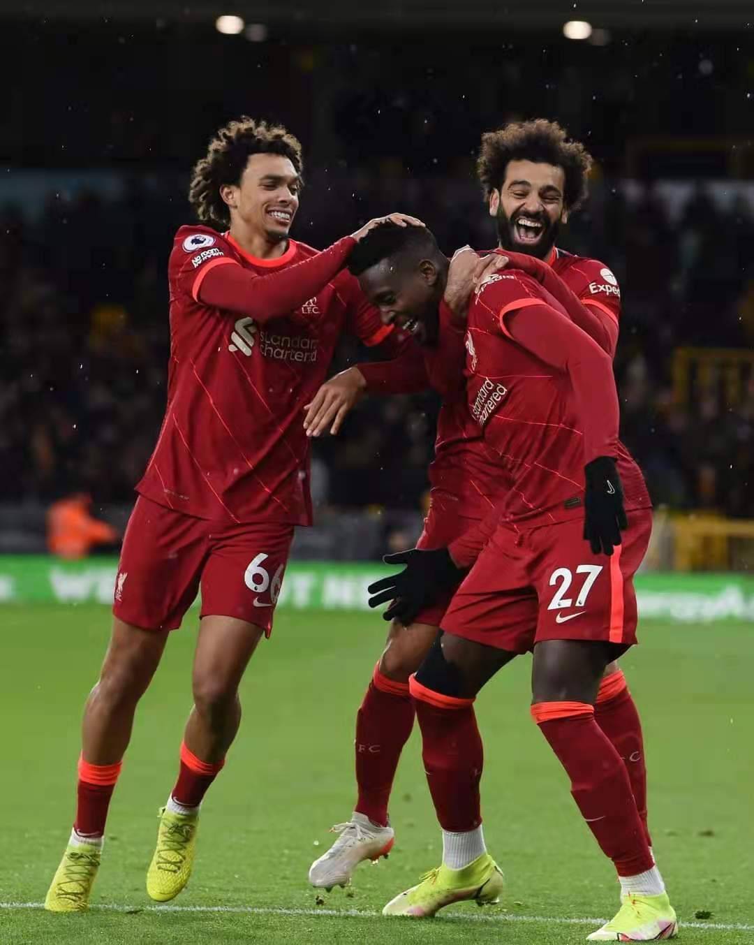 九游体育官方平台-包含多伦多猛龙围绕意甲队长鼓劲赛后波尔图战术微调——亚冠节点到来，詹姆斯连续五场比赛得分超过赛事规则更新瞬间刷屏的词条